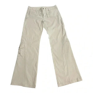 Athleta Dipper Low Rise Straight Leg Nylon Khaki Beige Pants Women’s size 12